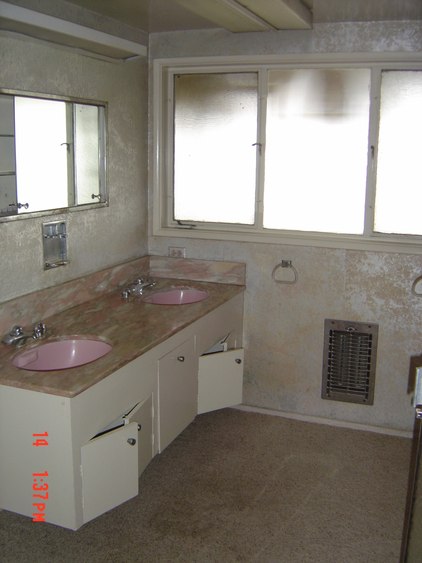 Bath Redesign before renovation in Santa Monica, CA