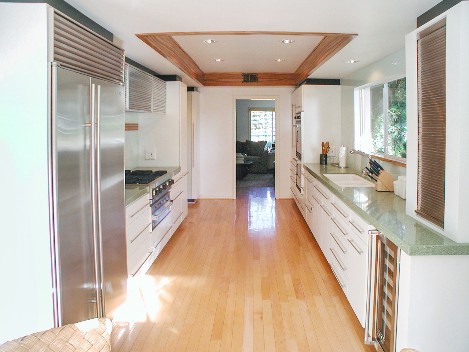 Luxury contemporary modern kitchens remodel in Santa Monica, CA by Beverly Kitchens